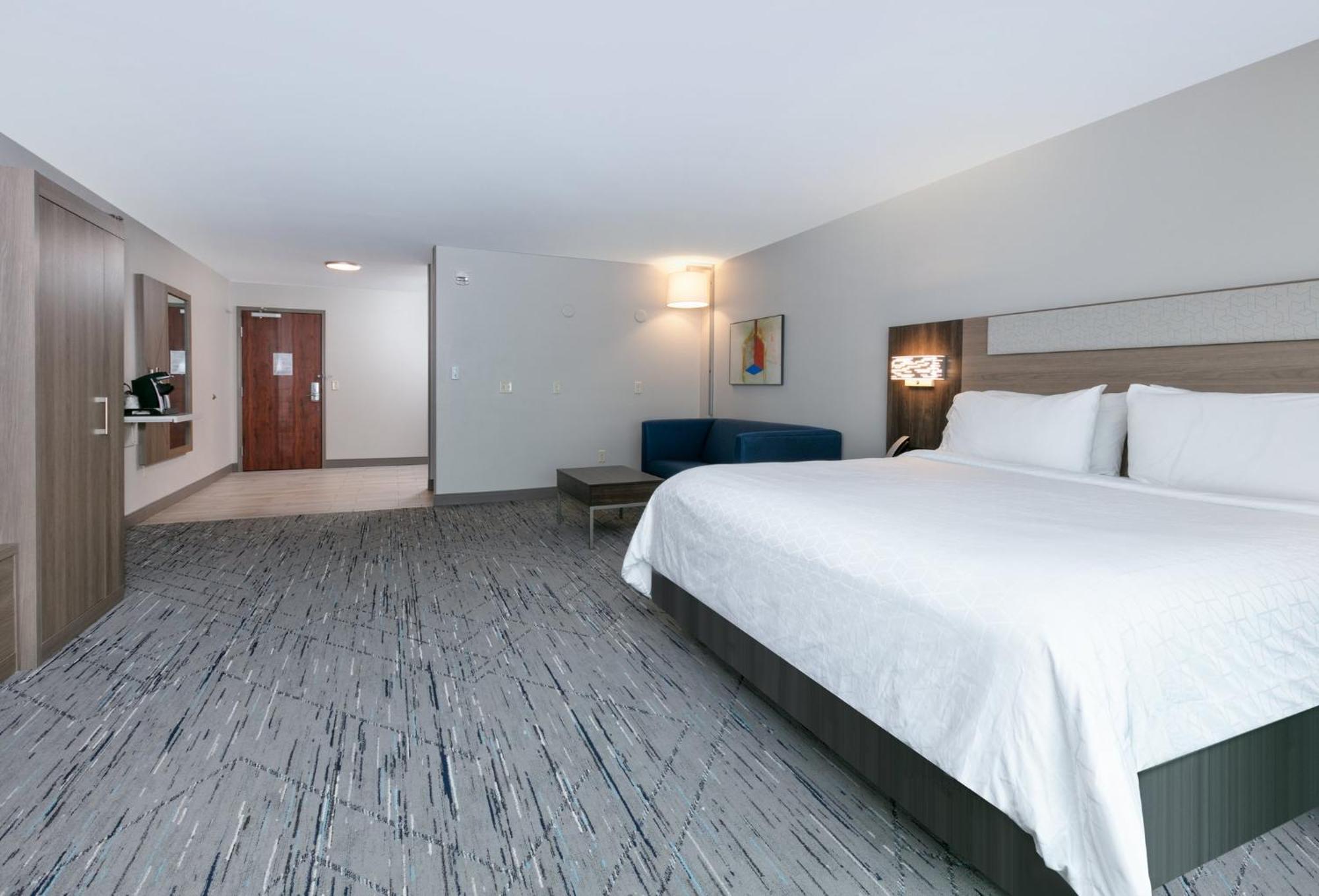 Holiday Inn Express Hotel & Suites Shakopee By Ihg Bagian luar foto