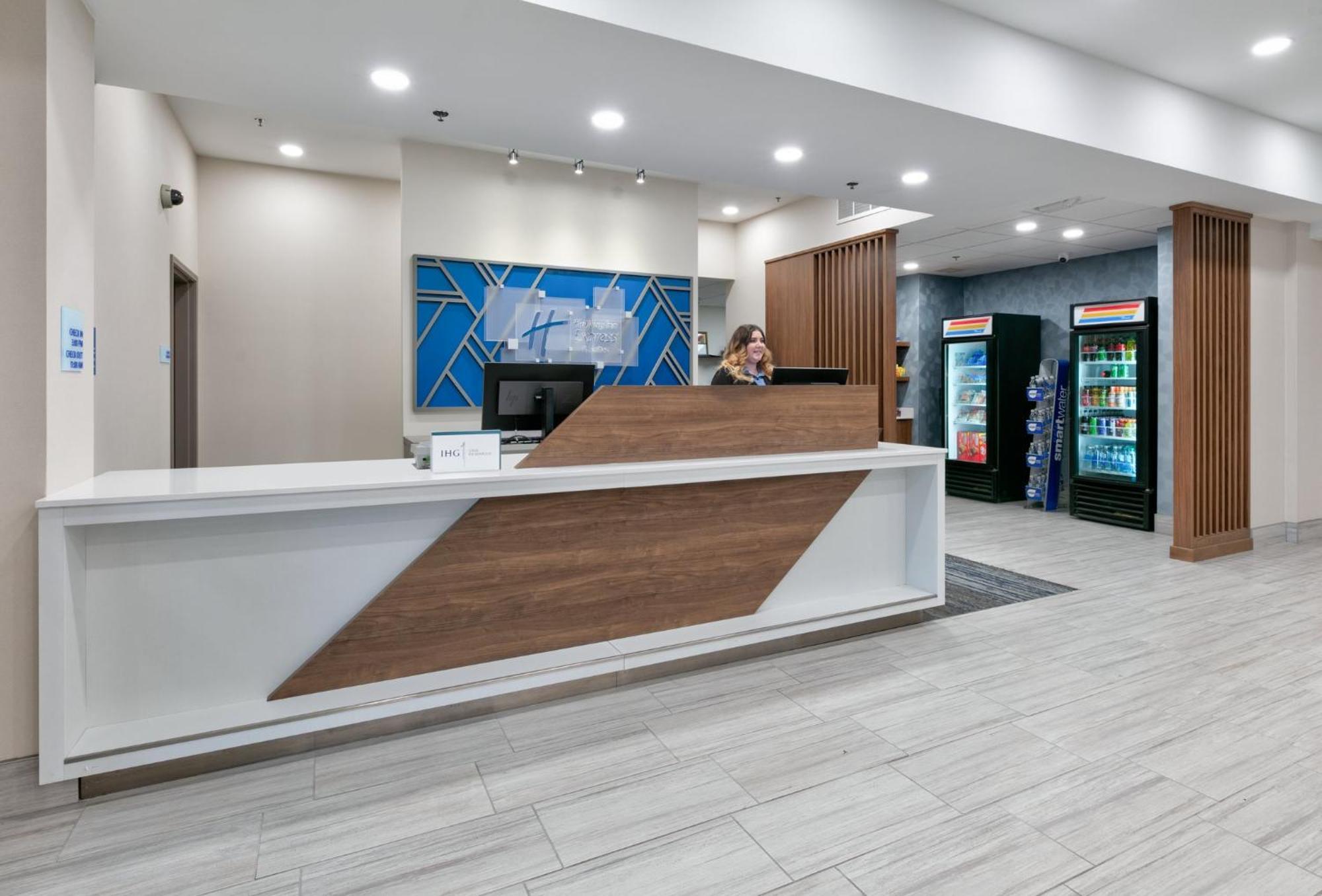 Holiday Inn Express Hotel & Suites Shakopee By Ihg Bagian luar foto