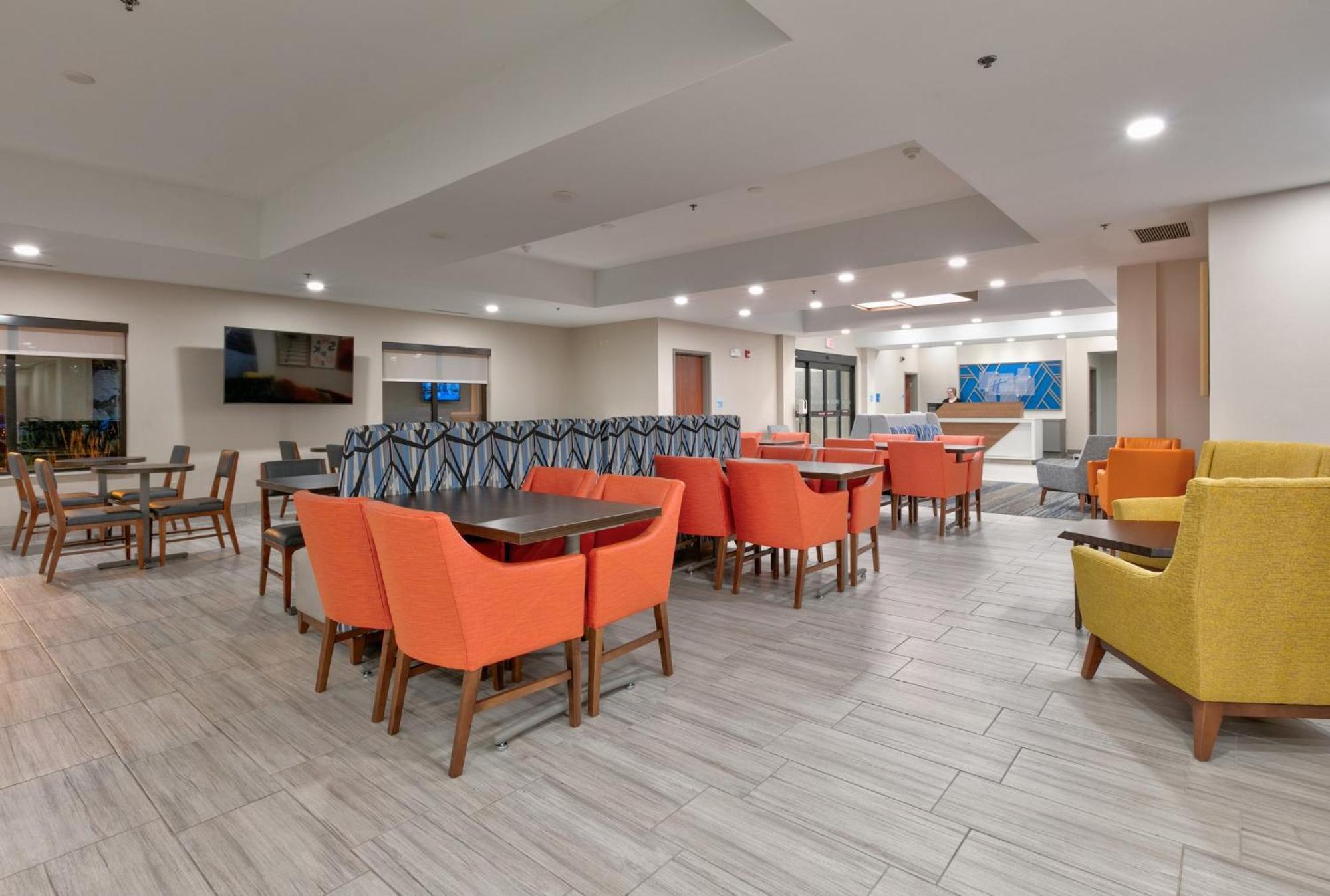 Holiday Inn Express Hotel & Suites Shakopee By Ihg Bagian luar foto