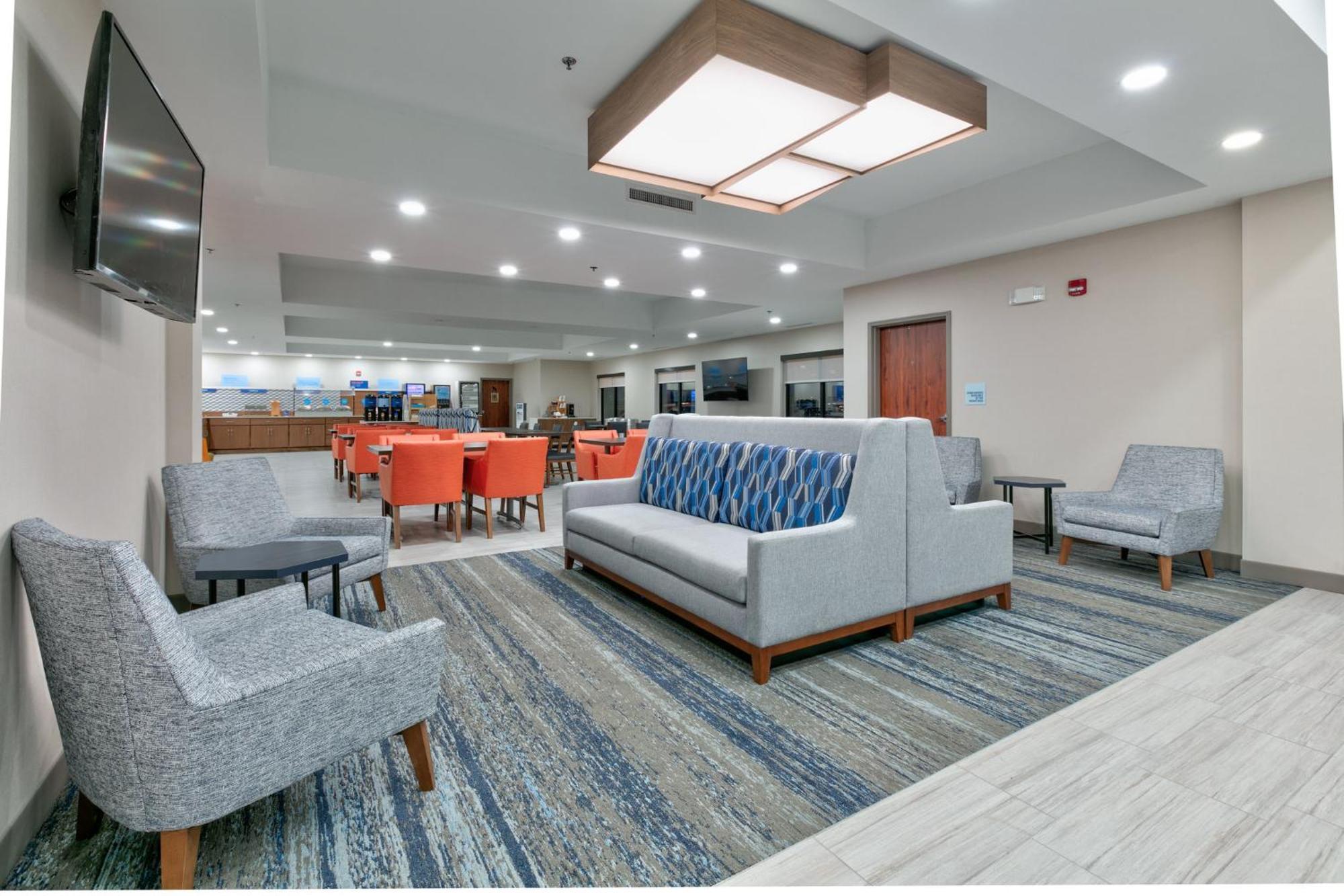 Holiday Inn Express Hotel & Suites Shakopee By Ihg Bagian luar foto