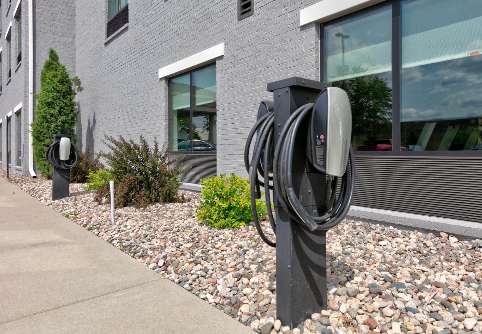 Holiday Inn Express Hotel & Suites Shakopee By Ihg Bagian luar foto