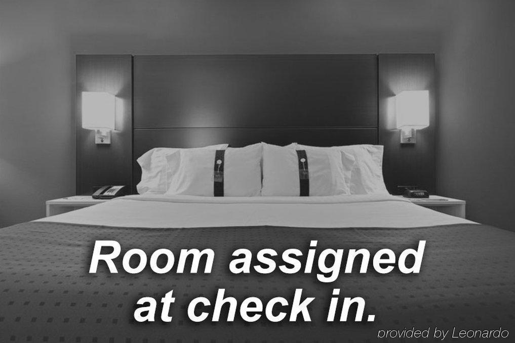 Holiday Inn Express Hotel & Suites Shakopee By Ihg Bagian luar foto